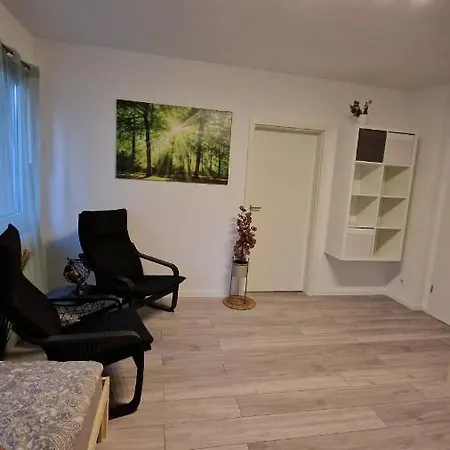 In Schoener Lage In Mg11 Bis Mg13 * Monchengladbach