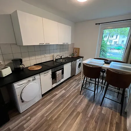 In Schoener Lage In Mg11 Bis Mg13 Apartmán
