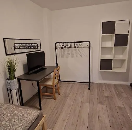 In Schoener Lage In Mg11 Bis Mg13 Mönchengladbach