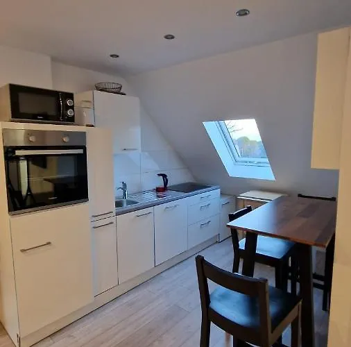 In Schoener Lage In Mg11 Bis Mg13 * Mönchengladbach